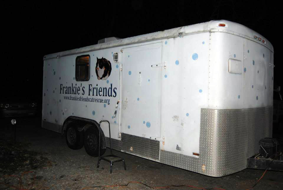 Frankie's Friends mobile spay/neuter van.